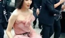 椰子哥佟丽娅在线观看,在线观看浪漫爱情故事